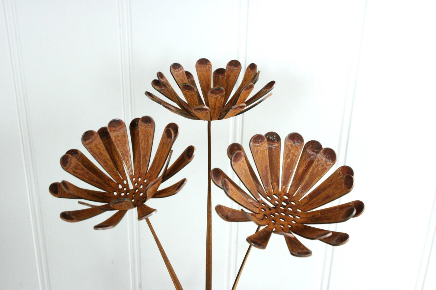 Daisy Flower Stems Rusted x 3